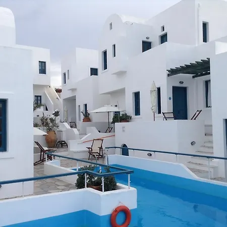 Aparthotel Oias Sunset 2*