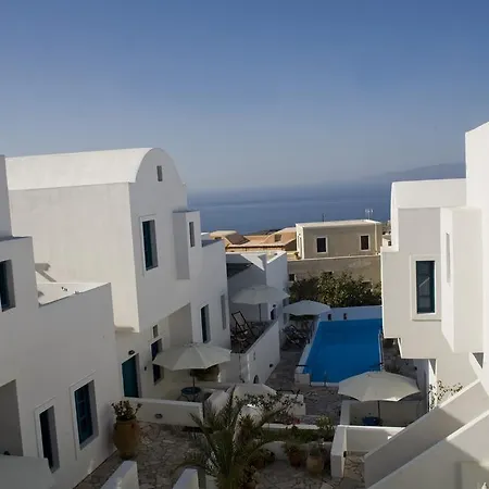 Oias Sunset Aparthotel